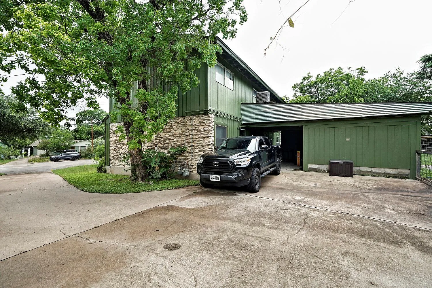 2 bed, 1.0 bath, 1100 sqft, $1,850 — Photo 4