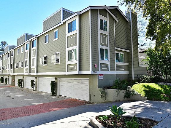 3rd image of 358 S Marengo Ave Unit 3