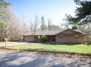 1105 Maria Dr, Harrison, AR 72601