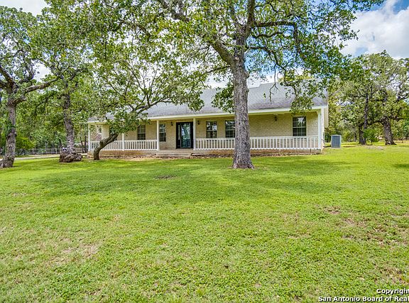 2nd image of 229 Heritage View Dr
