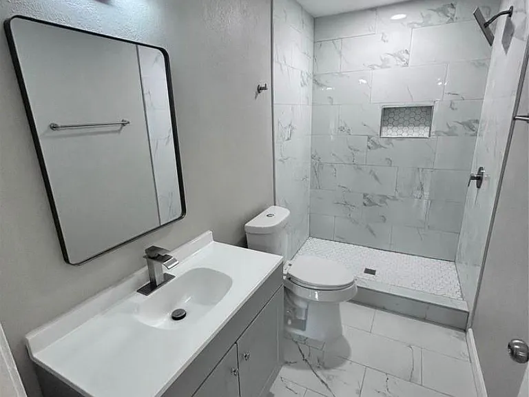 4737 Alvin St — Photo 9