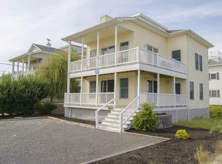 872 Dune Rd, Westhampton Beach, NY 11978