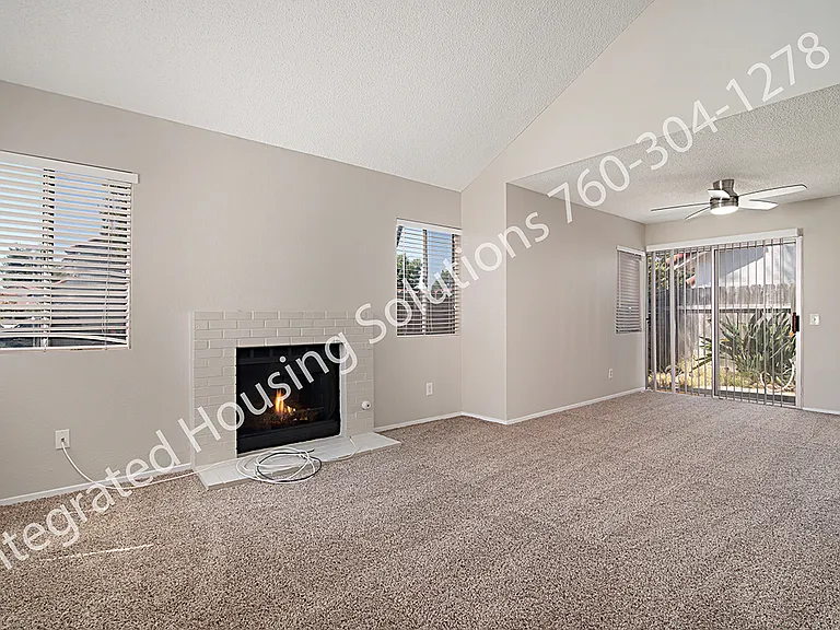 4504 Goldfinch Way — Photo 7