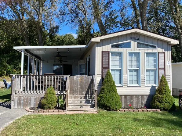 490 Empire Rd #Ebw045, Pt Colborne, ON L0S 1R0