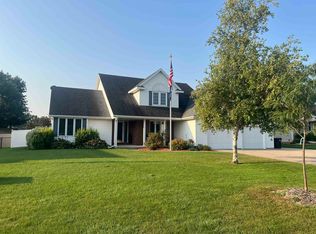 2805 Steamboat Springs Run, Green Bay, WI 54313