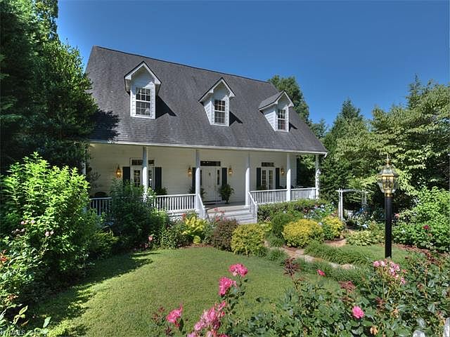 1st image of 54 Merrimac Cir