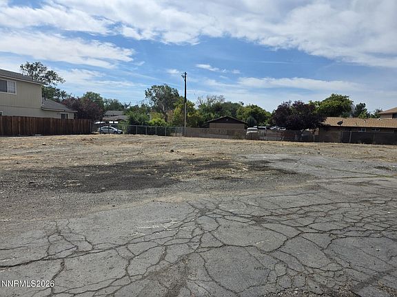 5th image of 1010 12th St