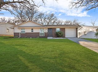 2425 Avis St, Mesquite, TX 75149