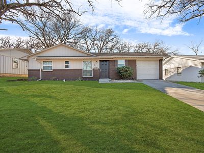 2425 Avis St, Mesquite, TX, 75149