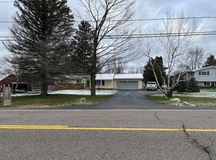 6344 Calkins Rd, Flint, MI 48532