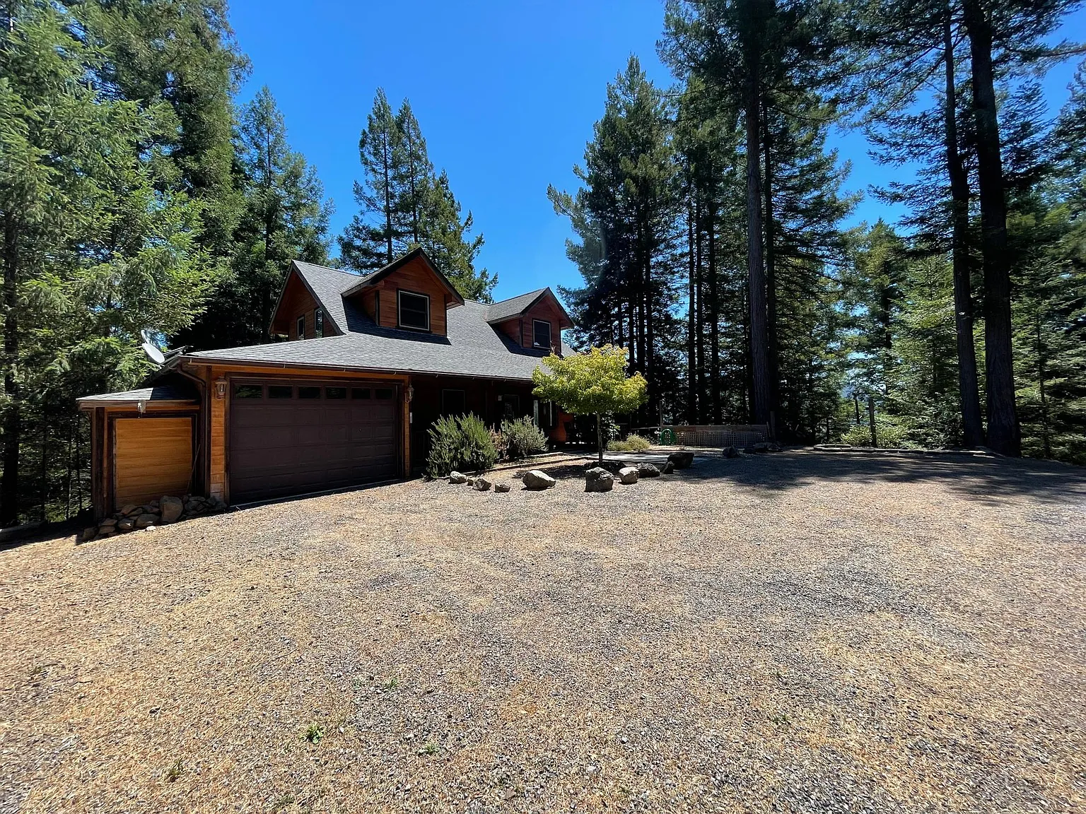 Cazadero Hwy, Cazadero — Photo 4