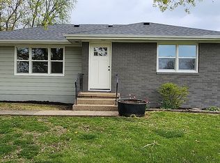 1127 Maple Ave, Norwalk, IA 50211