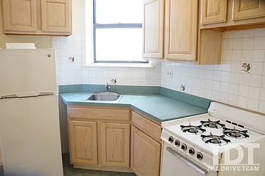 Rented by J Misrahi Realty Corp