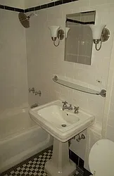 Sold by Manhattan Network Inc.