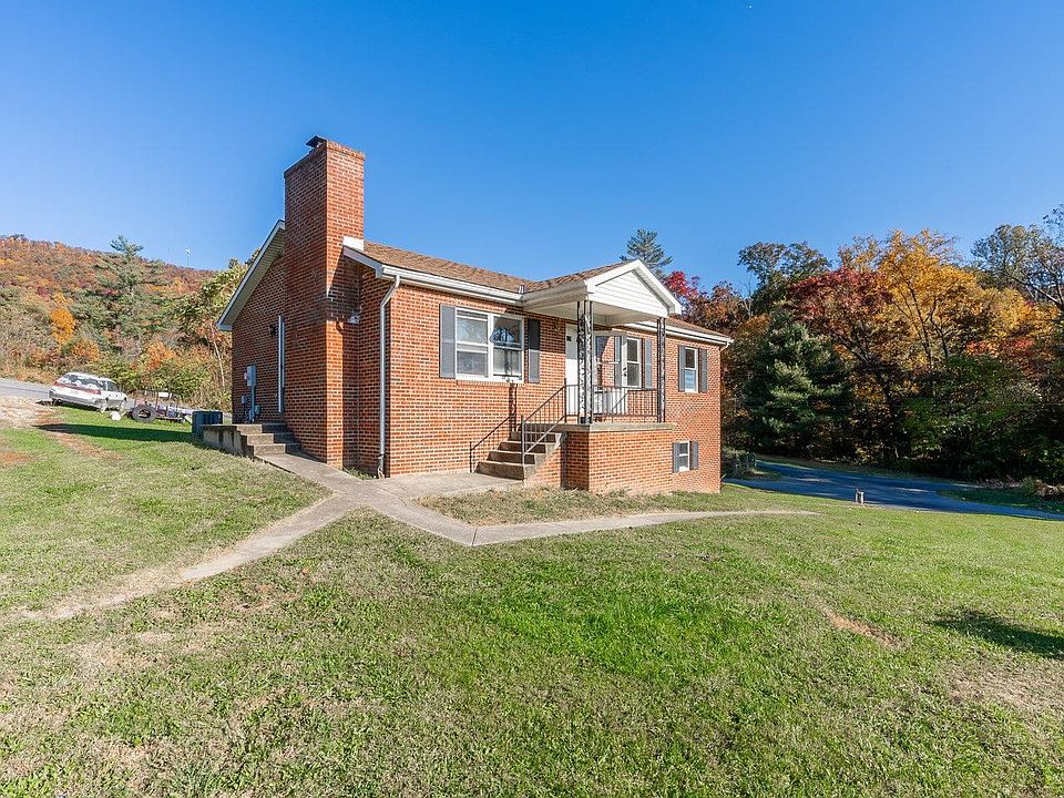 1st image of 8611 Clarence Dr
