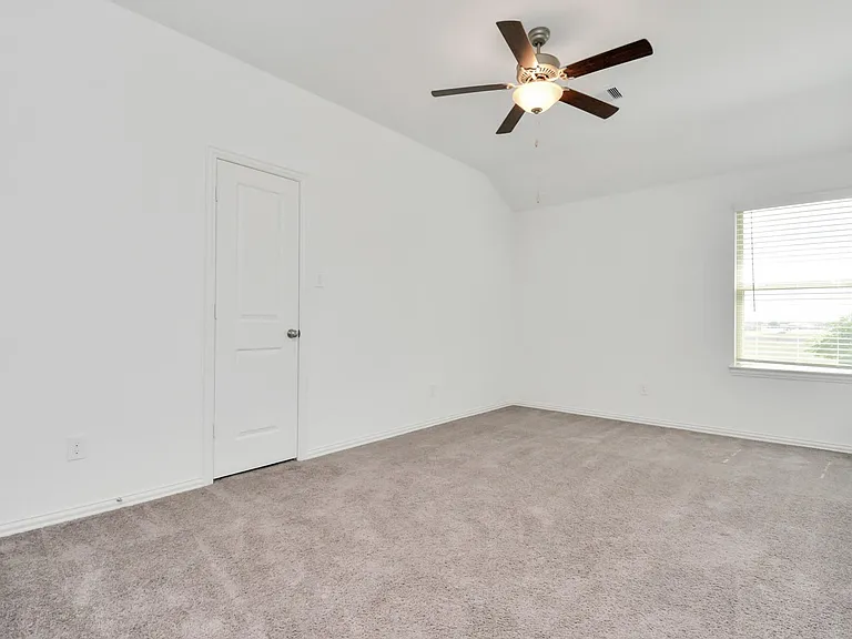 13002 Sheildaig St — Photo 34
