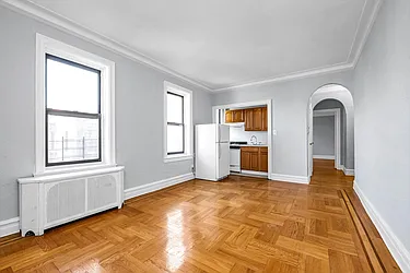 83-44 Lefferts Boulevard, #6C