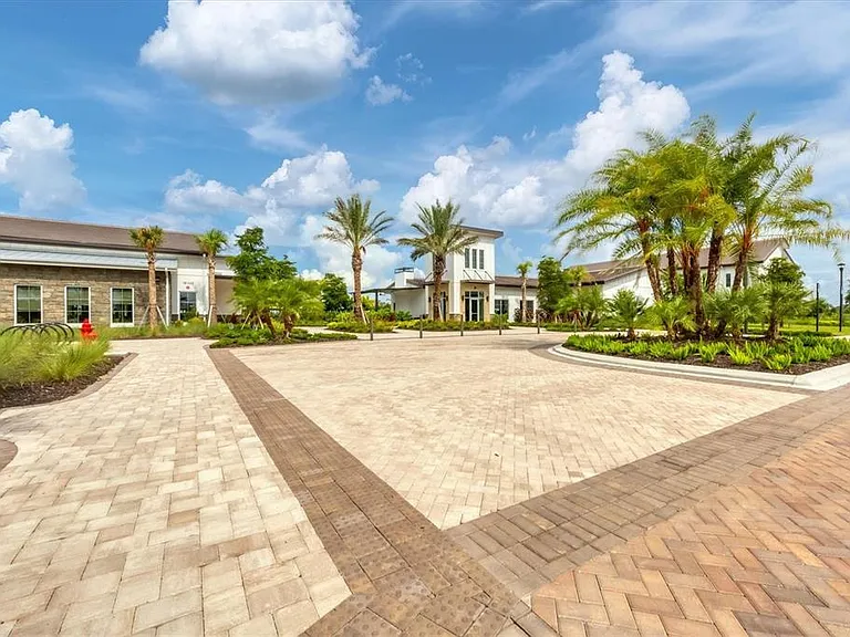 3293 Hilltop Cir — Photo 47