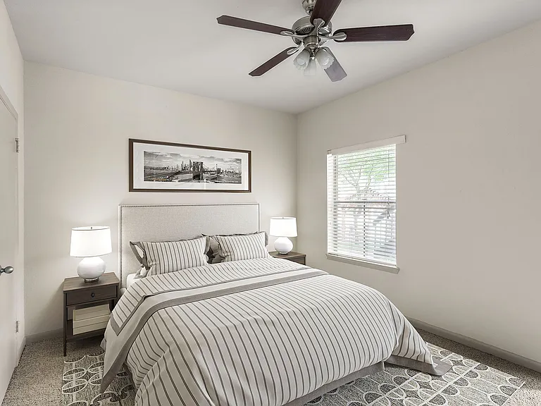 C235370 Enclave at Bear Creek_VS Still_2B2B_Bedroom02