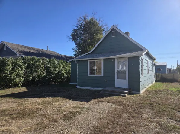 502 Marion St, Miles City, MT 59301