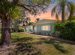 Pinebrooke Estates, Miami, FL 33176