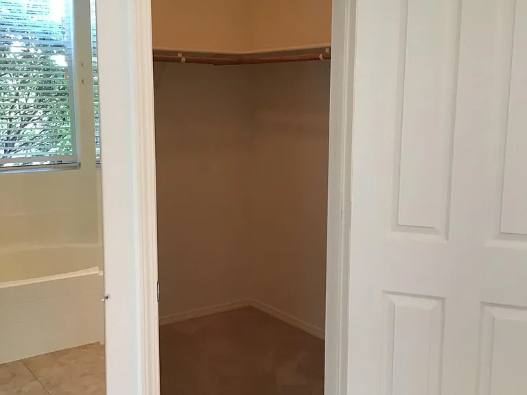 1419 Sabrina Ct — Photo 14