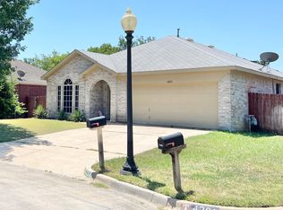 4204 Park Village Ct, Fort Worth, TX 76137
