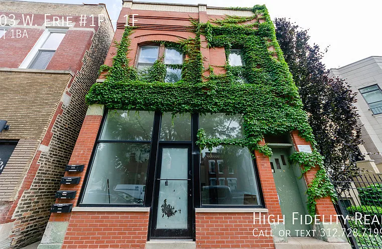 2203 W Erie St #1F — Photo 1