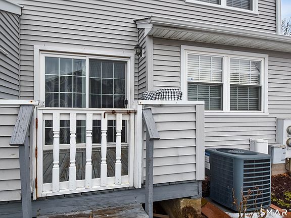 4th image of 1403 Old Town Road #1403