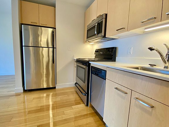2nd image of 1091 Boylston St APT 38