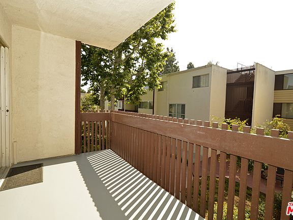 5th image of 5900 Canterbury Dr APT K229