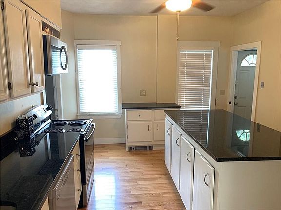 5th image of 34 Brewer St #1