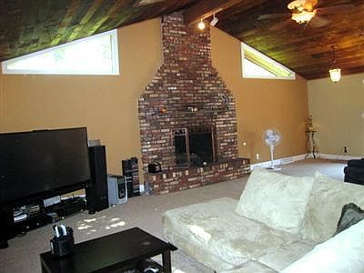 5th image of 12055 W 94th Pl