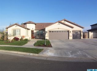 1824 Champagne St, Tulare, CA