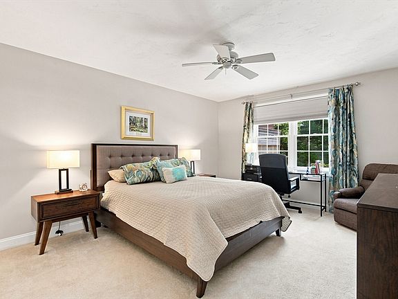 2nd image of 68 Gold Leaf Ln Unit 68