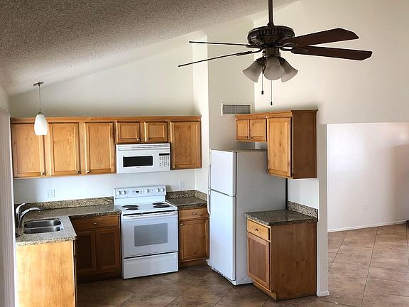 2nd image of 2636 N 50th Ln