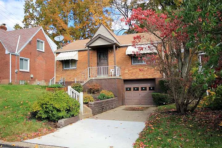 2238 Romine St photo 1