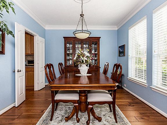5th image of 5010 Meadow Dawn Ct