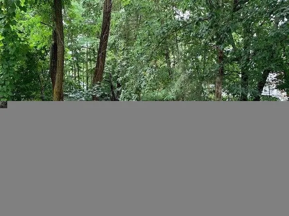 Franklin Avenue, East Setauket, NY 11733