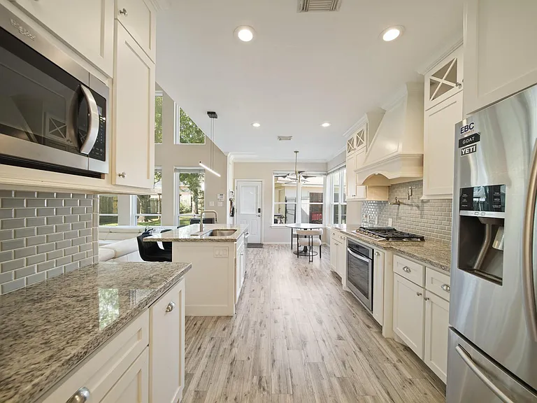 16322 Drystone Ln — Photo 20