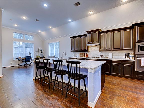 4th image of 6242 Avon Landing Ln