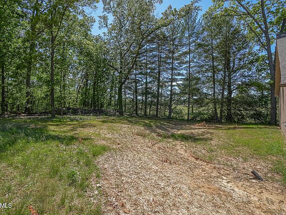 3rd image of 807 Sunset Grove Ln Lot 6