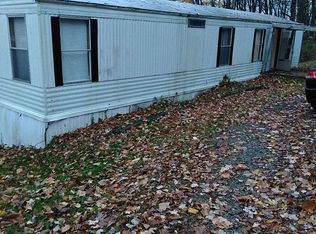 166 Highland Ave, Belington, WV 26250