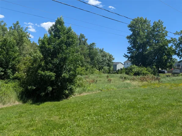 3605 E 56th St, Altoona, IA 50009