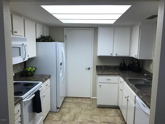 18034 N 24th Pl - MLS Pic:3