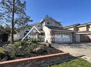 6104 Laguna Vale Way, Elk Grove, CA