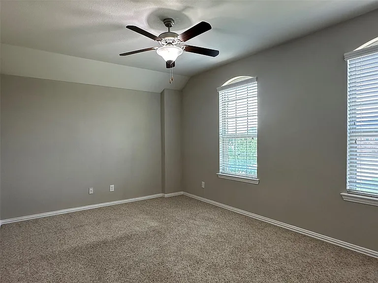 31707 Chapel Rock Ln — Photo 21