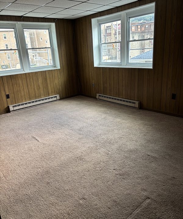 1st image of 325 E Water St #1