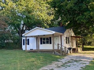 9903 Oak St, Whitesville, KY 42378