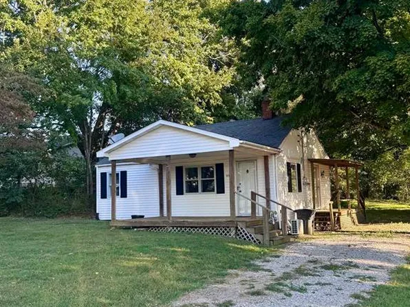 9903 Oak St, Whitesville, KY 42378
